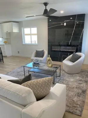 Image of Luxury Home with 3 bedrooms in Dallas