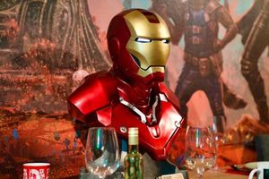 Image of EDLER WOHNRAUM Disney Marvel Studio mit Balkon, Boxspringbett, Kaffeevollautomat, Lift & Parkplatz