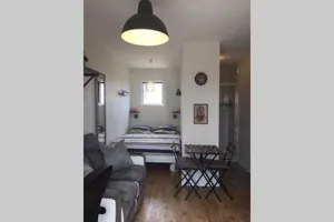 Image of Studio récent tout équipé