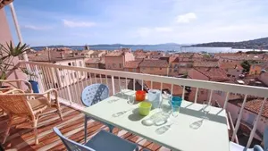 Image of Pins Dorés