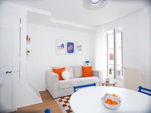 Image of Logement rénové proche de la gare RER TGV
