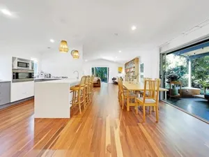 Image of Mudjimba Beach Haven - Stroll to the Water