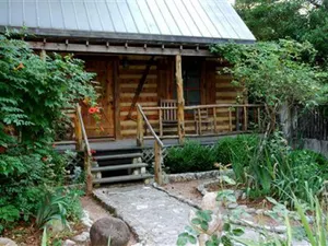 Image of Southern Charm Lodging Bed and Breakfast