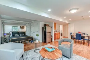 Image of 7 Mi to Downtown with Yard Silver Spring Studio