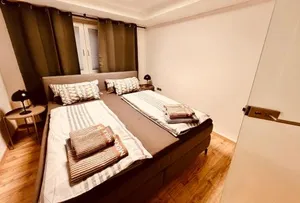 Image of Cologne LUXE Living: Opulent Elegance Unleashed