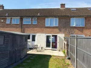 Image of Owl Haven: Comfortable central 3 bedroom house, with an enclosed garden.