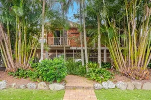 Image of Fiesta on Lawson - Belle Escapes Byron Bay