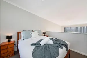 Image of EACO12 - Stylish 1-BR Loft Apt | Spacious, Free WiFi & A/C