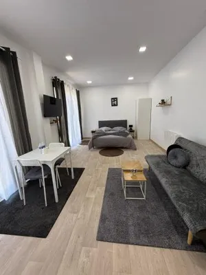 Image of EXCEPTIONNEL Studio VERSAILLES