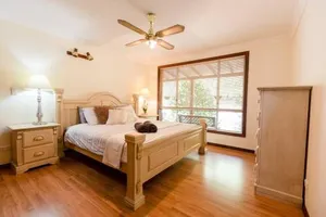 Image of Camellia Cottage - Country Rustic Charm Close to Forest and Town