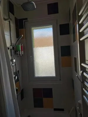 Image of Quiet apartment with green view in urban location