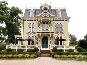 Image of Silas W Robbins House