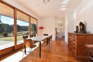 Image of The Parsons Vineyard Retreat - get amongst the vineyards in a historic home