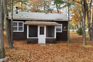 Image of East Tawas City - 3 Bedroom Rustic Cabin w/ Lake Huron Views (Poplar - Sleeps 6)