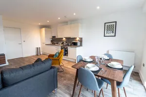 Image of Plush & Modern 2-Bed Luxury Apartment - Ashford