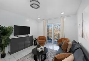 Image of Deluxe Condo with free Parking 20 Min to NYC