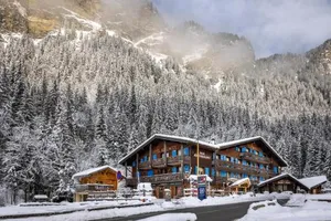 Image of le A by neige et roc