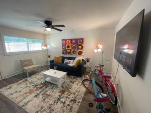 Image of Modern & Cozy near Downtown+QueenBed+ #*Greenville