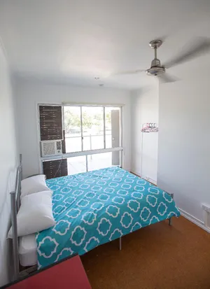 Image of 3 Bedroom + 1 Bathroom Apartment // Spence St