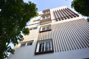 Image of Hotel Sunroof Suites