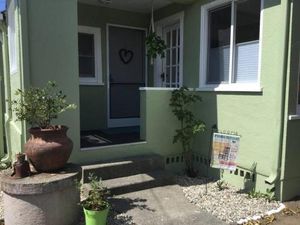 Image of Charming Cottage in Henderson Center