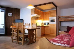 Image of Résidence Hauts De Chaviere - VAL THORENS location: spacieux 2 pièces pour 6 avec 3 balcons ensoleillés (45 m2) MAE-9019