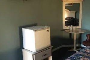 Image of Deluxe Inn