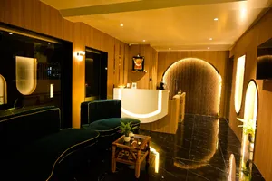 Image of Hotel Golden Arc
