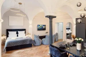 Image of NEW LUXUS Suite I TWO Kingbeds I Center