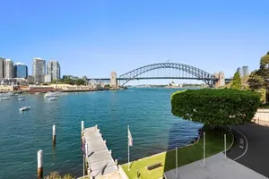 Image of Sydney Harbourside Apartment