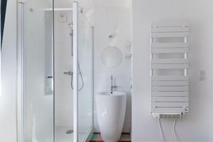 Image of Belle maison familiale contemporaine avec piscine