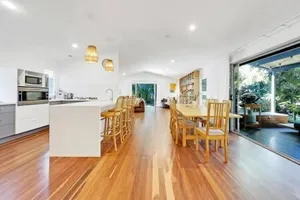 Image of Mudjimba Beach Haven - Stroll to the Water