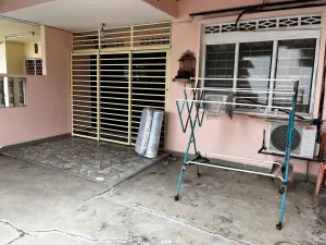 Image of Full furnish entire home or private room KlgParade