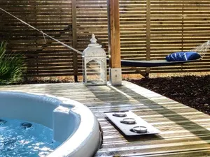 Image of L'Haute en couleur cabanes spas