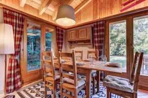 Image of Chalet Khione