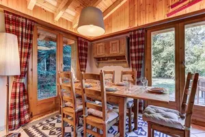 Image of Chalet Khione