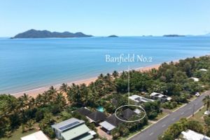 Image of Banfield No 2 - Absolute Beachfront Bungalow