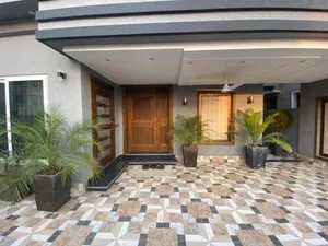 Image of Brand new 3 bedrooms furnished, Upper floor