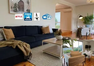 Image of BerwickHills Stylish 3 BdrmHome *Free Wifi*NetFlix