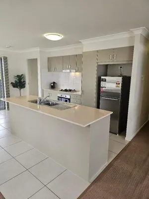 Image of Homely Unit Next to North Lakes
