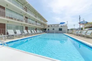 Image of Lark Motel