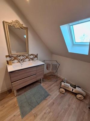 Image of La chambre Mademoiselle Causeuse