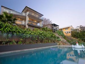 Image of Absolute Waterfront Lakehouse Fishing Point Waterfront Pool Jetty