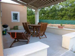 Image of Villa confortable avec piscine privée à Saint-Saturnin-lès-Apt