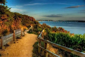 Image of Lovely 2 Bed 2 Bath Flat with FREE Parking