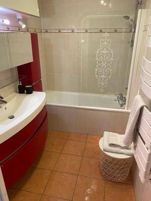 Image of Disneyland Apartment for 6