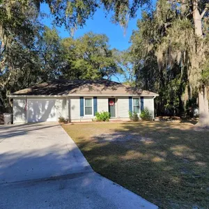 Image of 306 Faye Ct