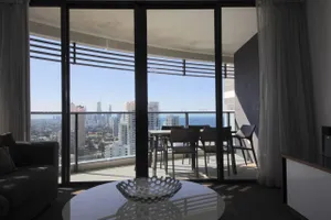 Image of Tower 1 Oracle 16th floor Stunning views