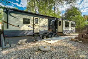 Image of Red Rock Puma - Glamping BBQ Fire Pit