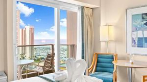 Image of Ala Moana Hotel 24th FL R3 - Partial Ocean View 2 Full Beds, 4person